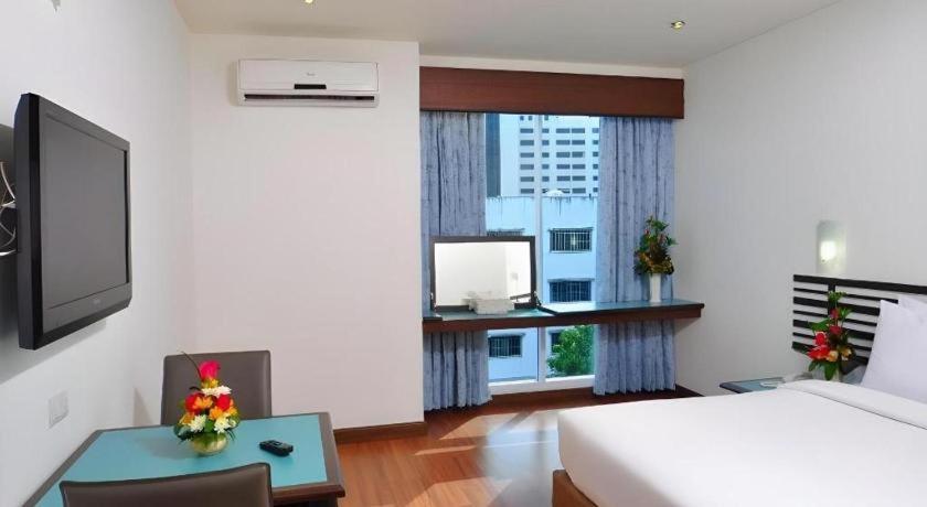 The Color Hotel Hat Yai Exterior photo
