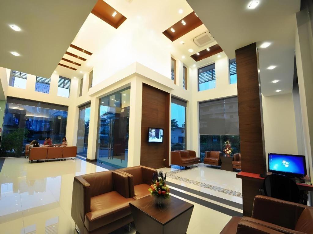 The Color Hotel Hat Yai Exterior photo