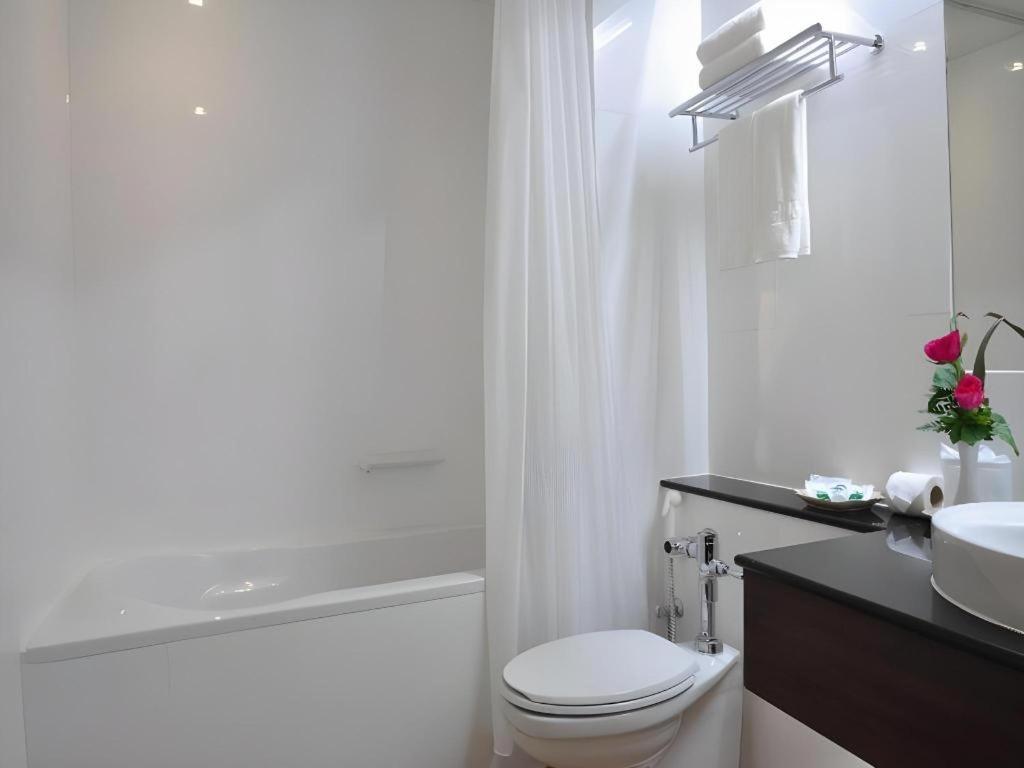 The Color Hotel Hat Yai Exterior photo