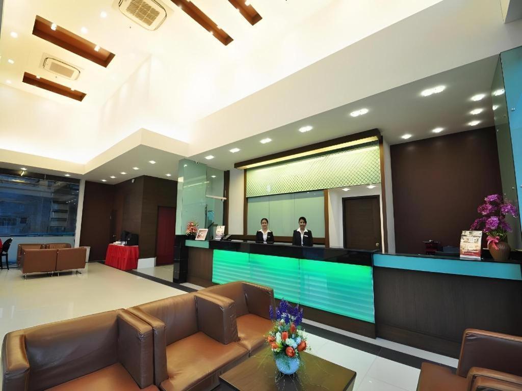 The Color Hotel Hat Yai Exterior photo